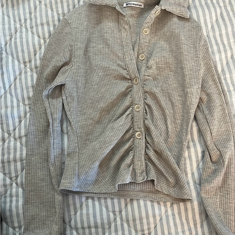 Reformation Gray Casual Button Down Shirt with Textured Fabric